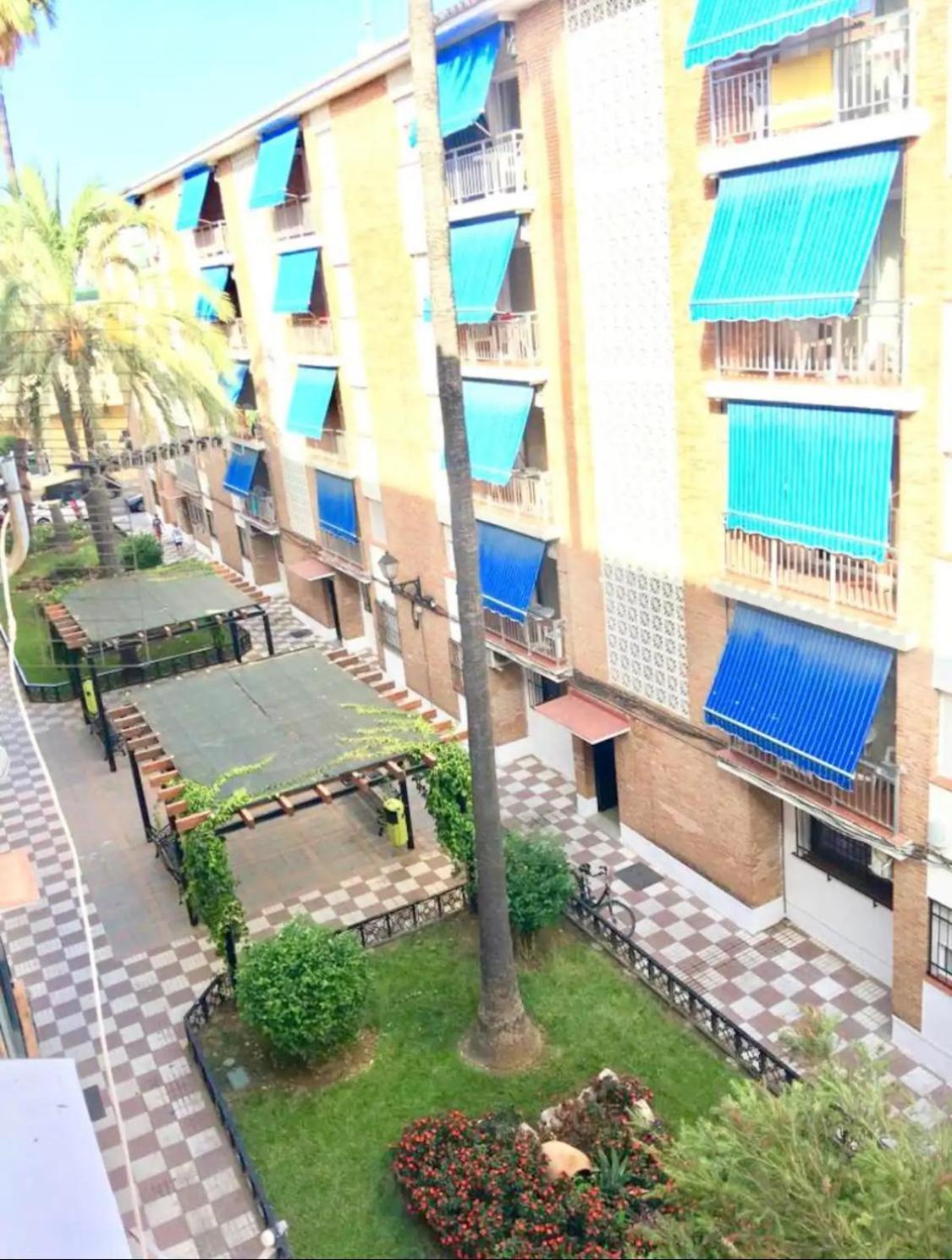 Habitacion 3 - 3 Planta Sin Ascensor En Piso Compartido No Es Piso Entero! 푸엔히롤라 외부 사진